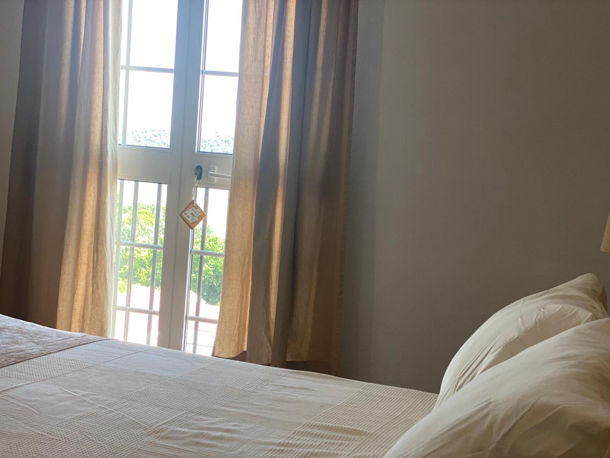 El Balcon De Alange Bed & Breakfast Екстериор снимка